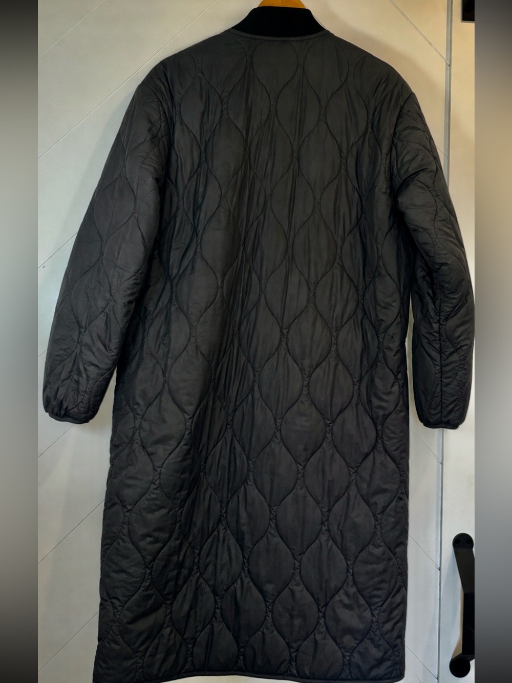 NWOT Everlane The ReNew Long Liner charcoal Black jacket coat quilted Small - Picture 10 of 16